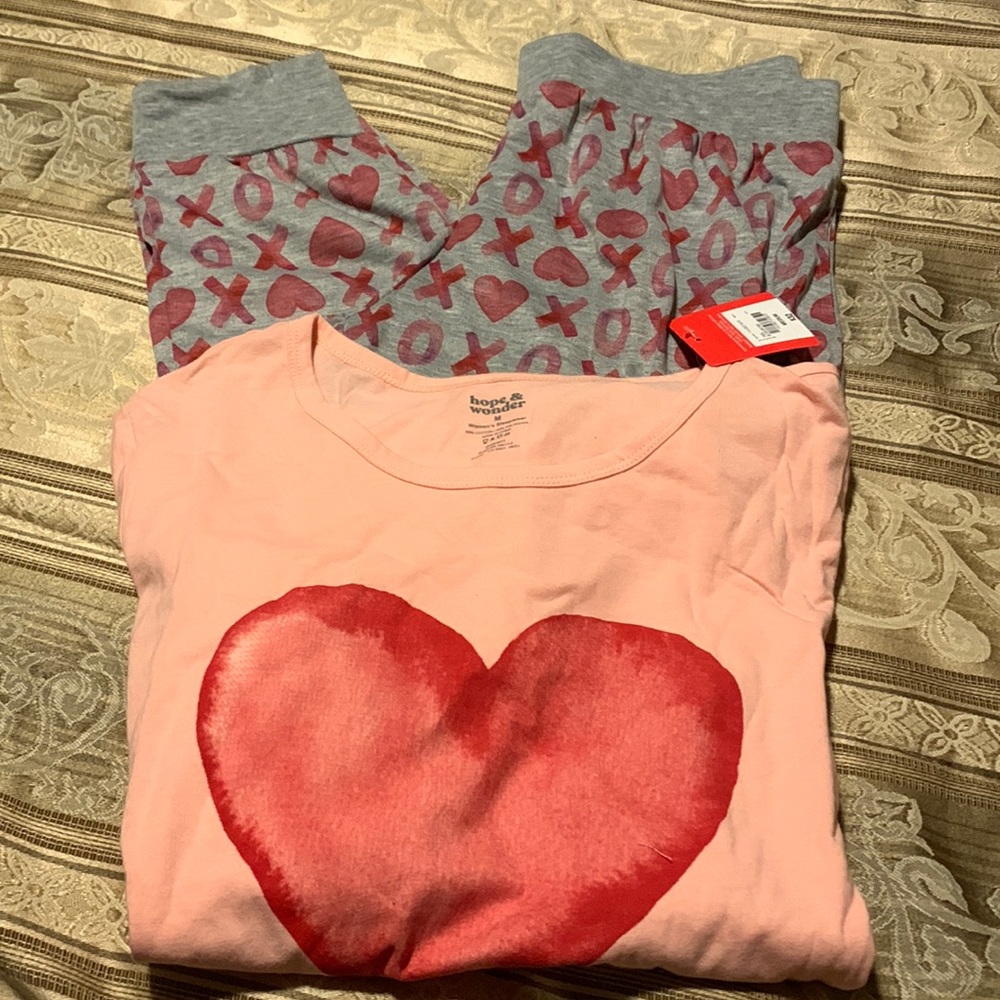 Women’s 2 piece Hope and Wonder pajama set